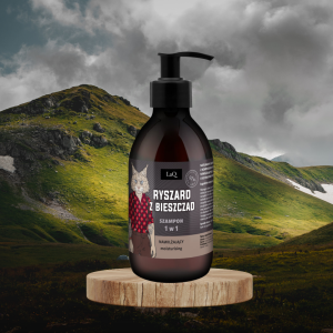 Nawilżający szampon z ekstraktem z tytoniu i aloesem RYSZARD Z BIESZCZAD 300 ml