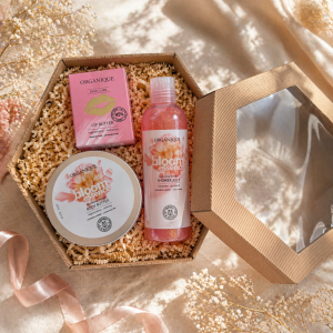 Zestaw Bloom Essence | żel pod prysznic, masło do ciała, masło do ust Basic Care|