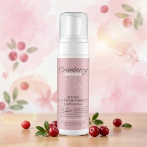 Pianka do mycia twarzy Cranberry Glow 150 ml Nova Kosmetyki